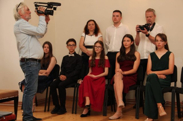 predanivysvedceni9b 49